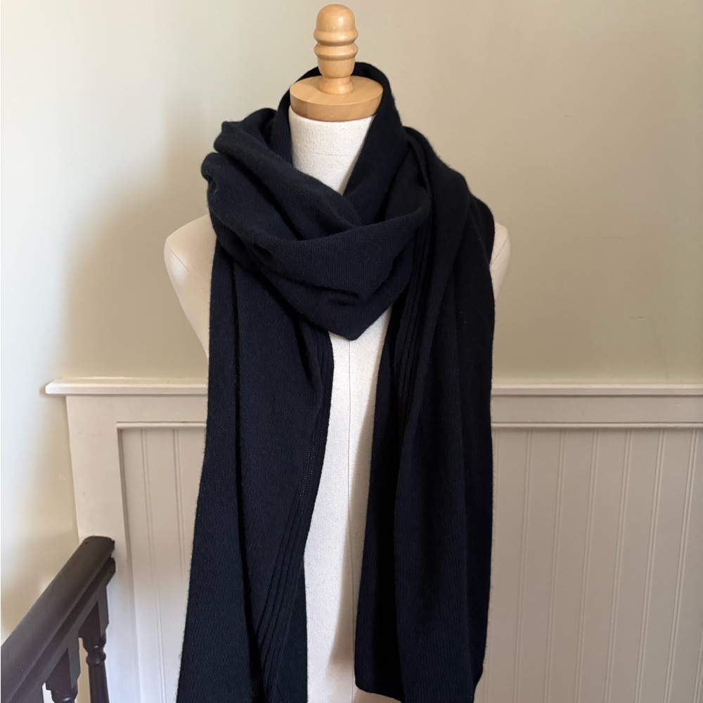 Halogen NWT 100% Cashmere XL Blanket Scarf/Shawl